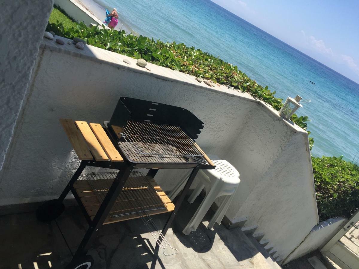 Seafront Maisonette In Fourka Luaran gambar