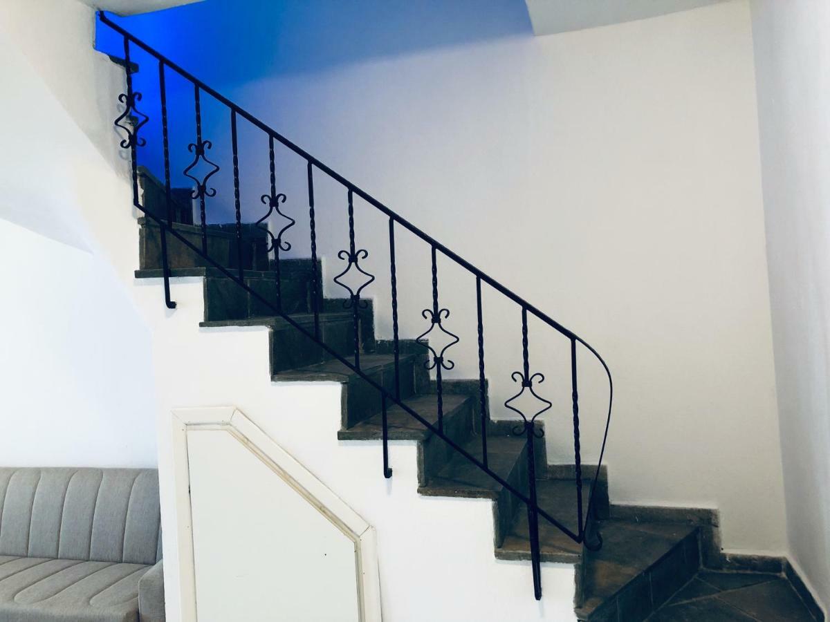 Seafront Maisonette In Fourka Luaran gambar